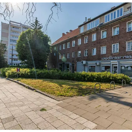 בית אירוח Ariel - 5 Minutes To Old Town